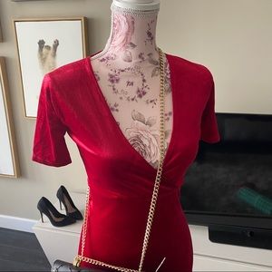 Zara red velvet dress S ( feet XS- S)